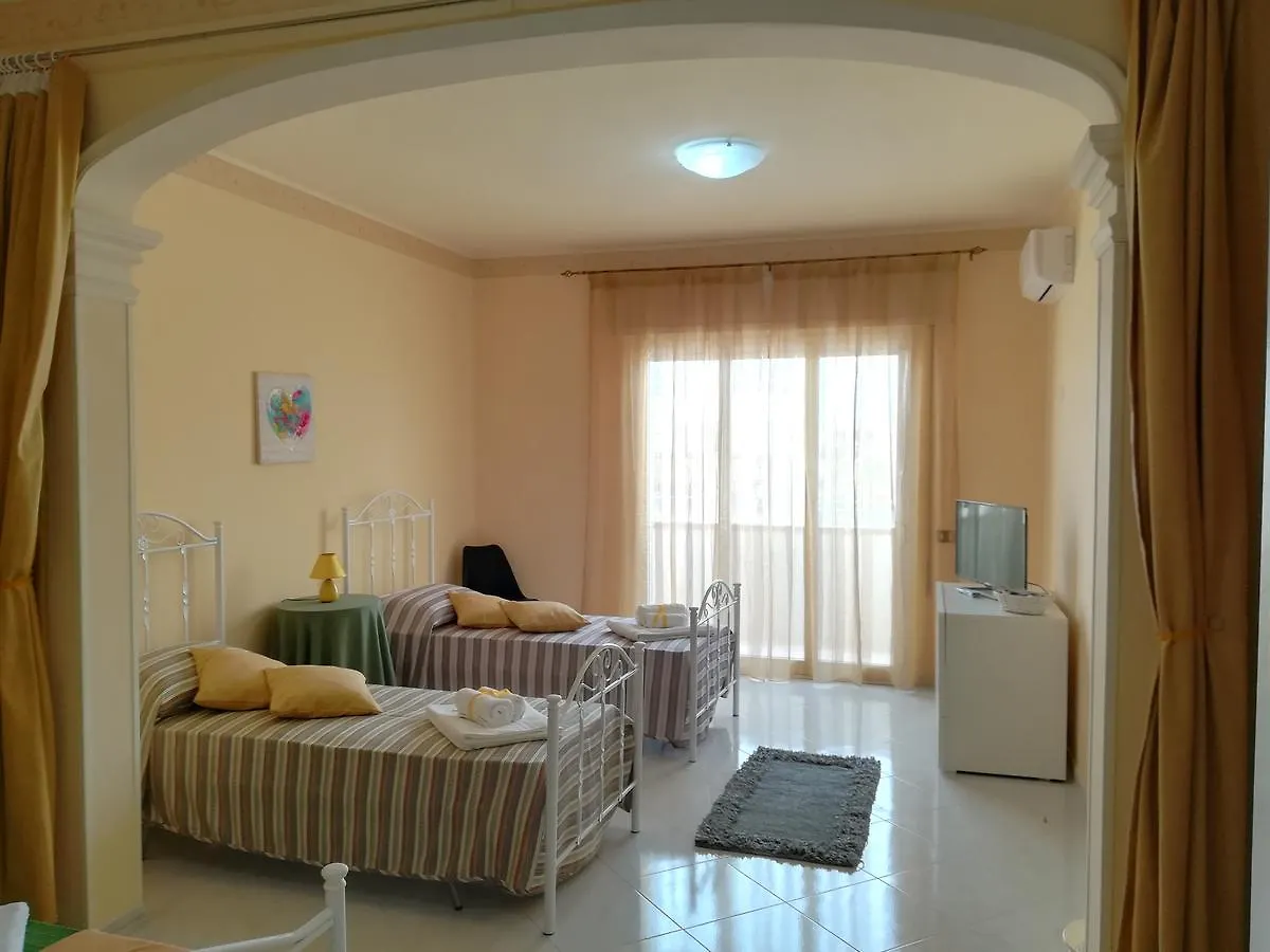 Lolita Studios Marsala 0*,